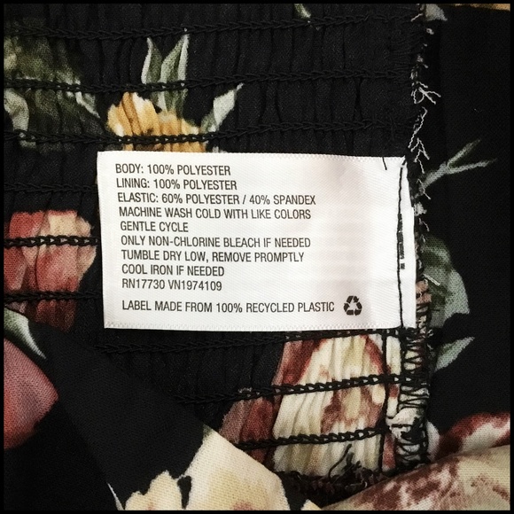 NWOT Wild Fable Juniors Black Floral Crop Top - Picture 6 of 6